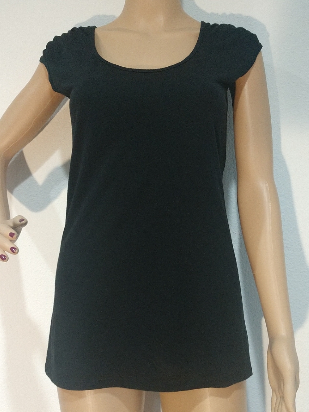 ALLOY Black Scoop Neck Short Sleeve Tee